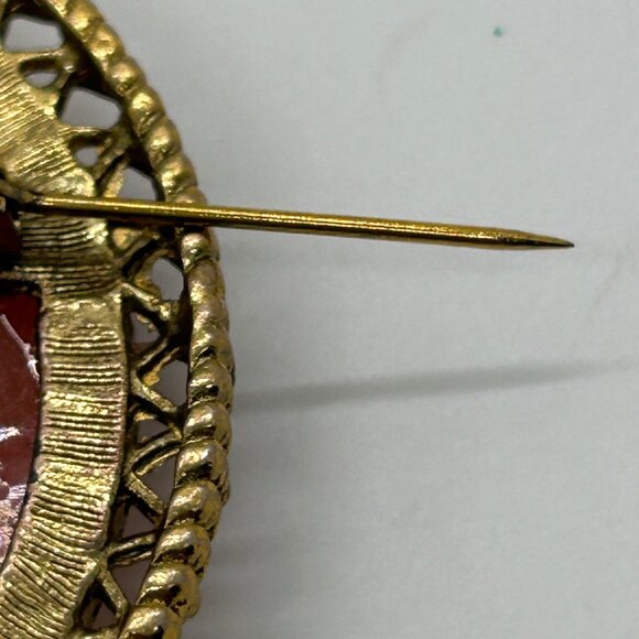 Vintage Cameo Style Brooch With Rhinestone Necklace & Ornate Gold-Toned Frame - Picture 14 of 16